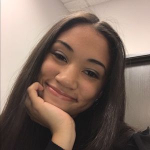 Meet your Posher, Aja